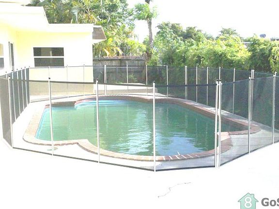 3rd image of 7812 NW 67th Ave