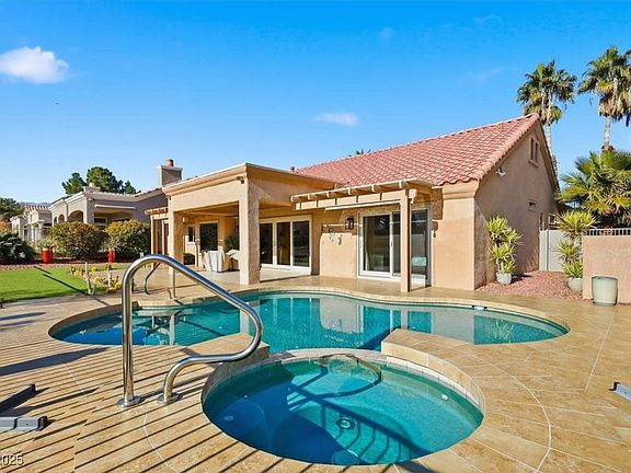 2nd image of 9101 Villa Ridge Dr