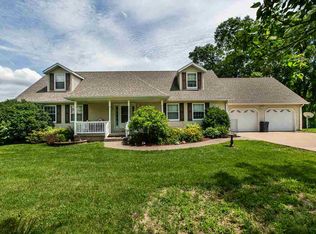 1502 Manson Rd, Dubuque, IA 52003