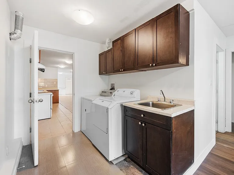 547 E 12th Ave #LOWER LEVEL — Photo 8