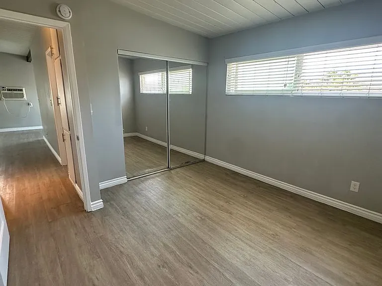 4533 Contour Blvd. — Photo 45