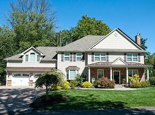 63 Old Farm Rd, Berkeley Heights, NJ 07922