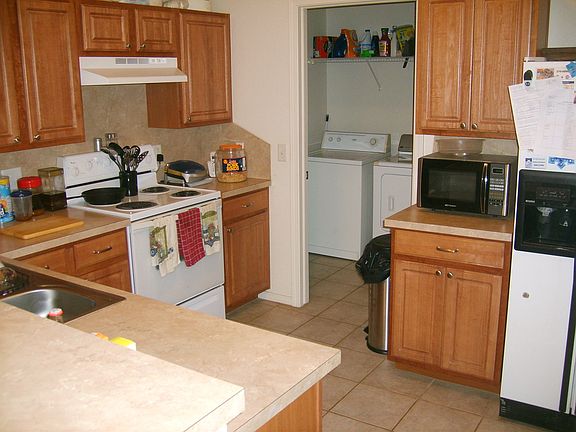 3rd image of 520 English Elm Ln