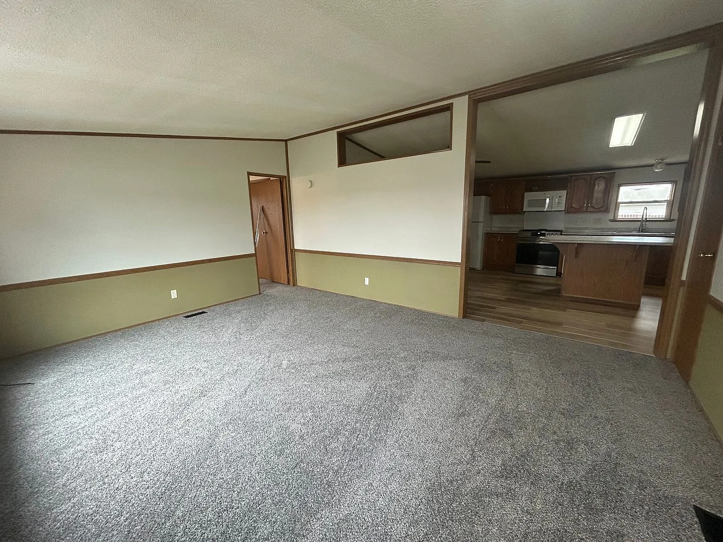 3501 Scott Drive — Photo 4