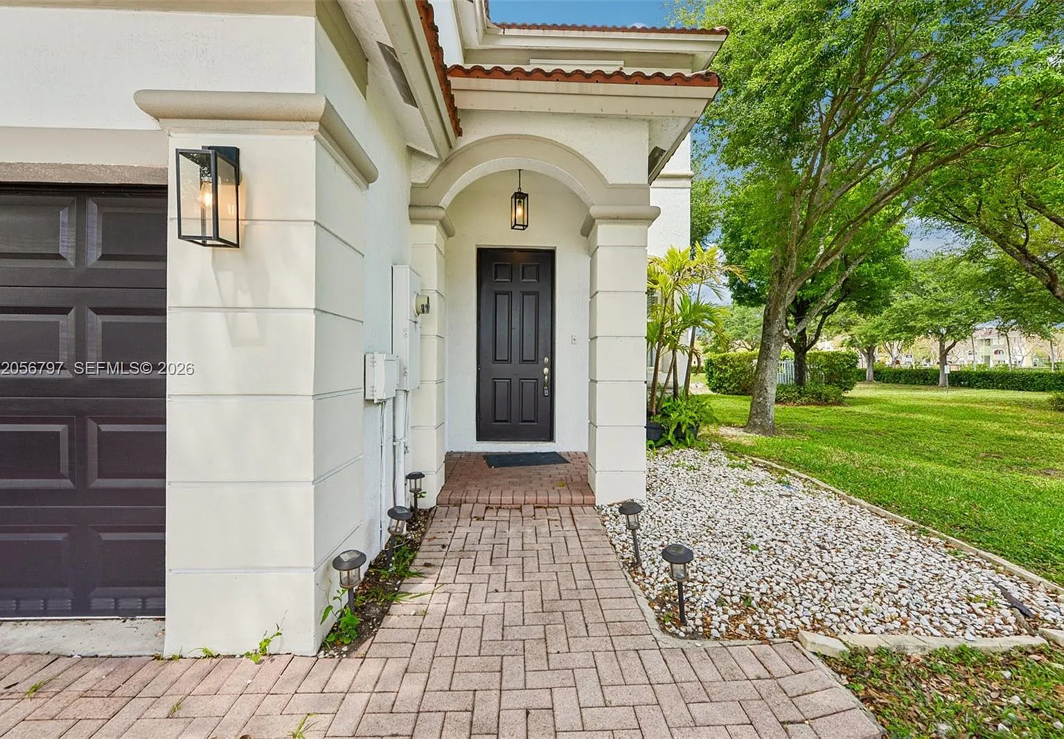Islands At Doral 1st Addn — Photo 4