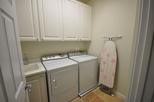 4th image of 8426 Gilford Ln
