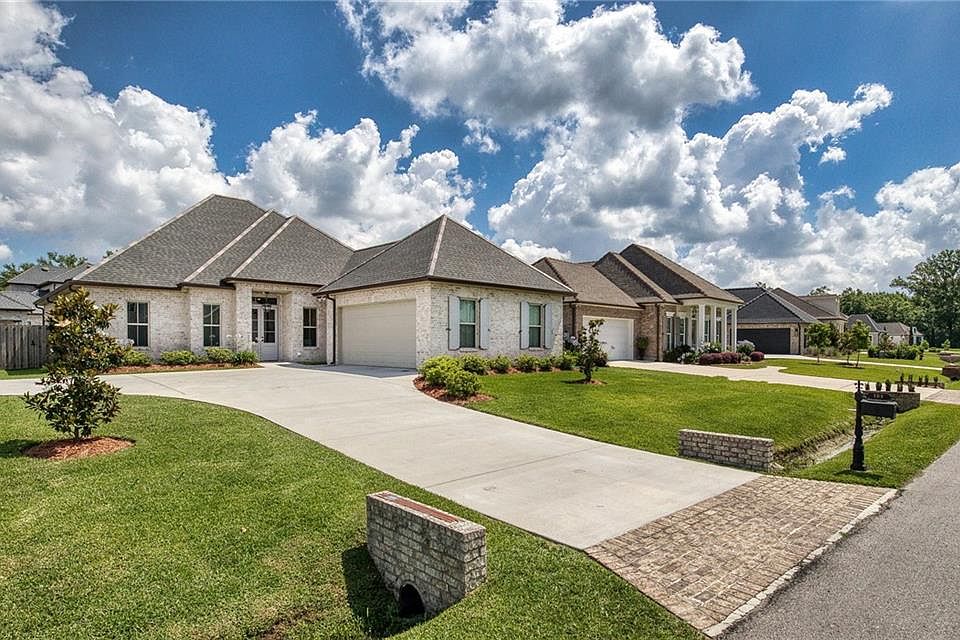 1st image of 103 Wild Magnolia Cir