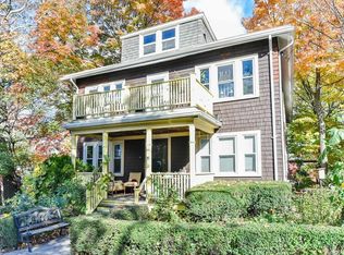 39 Robeson St, Boston, MA 02130