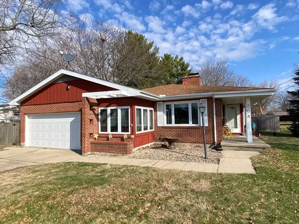 208 E Miller Rd, Sterling, IL 61081