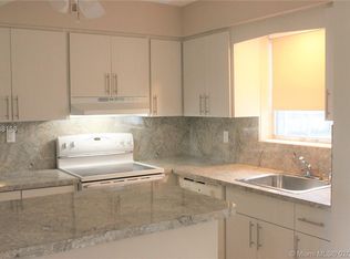 1904 N 32nd Ct, Hollywood, FL 33021