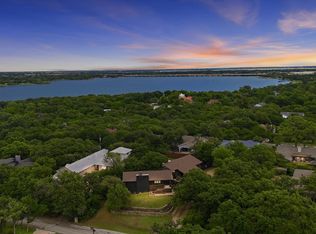 104 Highland Lake Dr, Highland Village, TX 75077