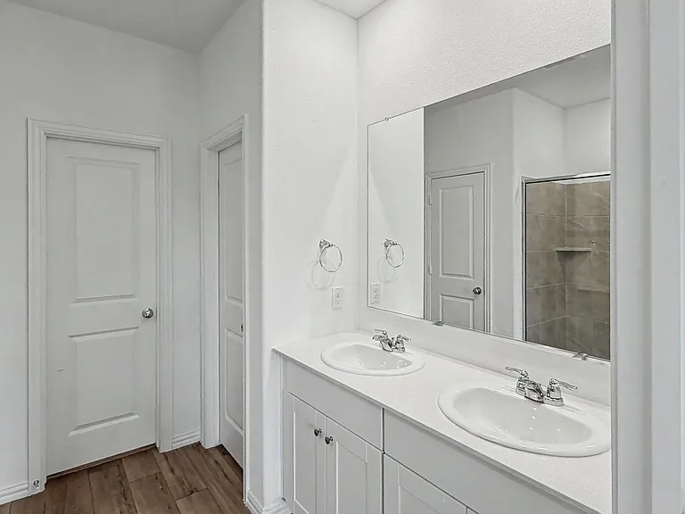 1462 Everett Gardens Way — Photo 16