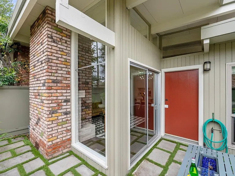3901 Middlefield Rd #G — Photo 15