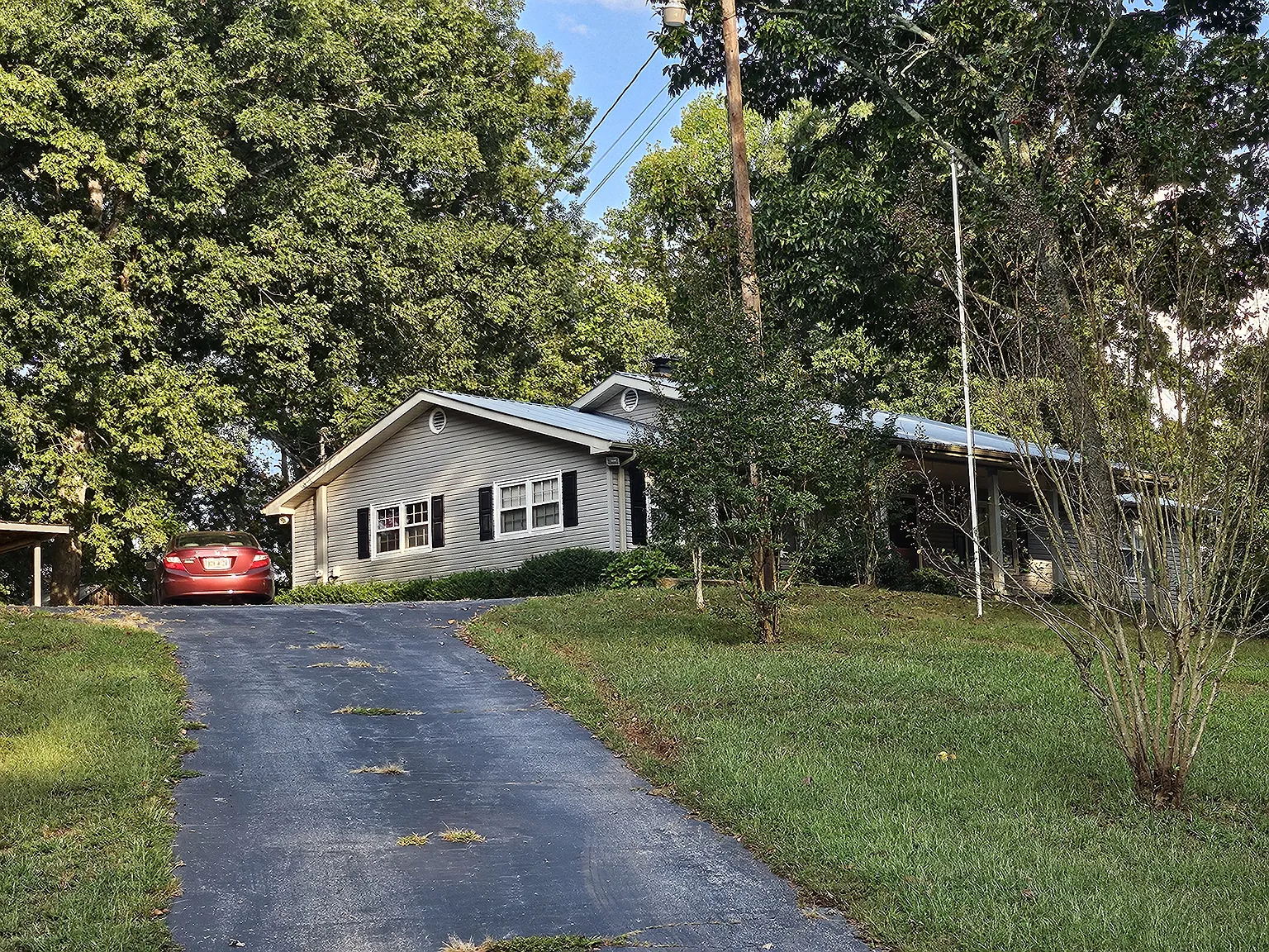 4 bed, 1920 sqft, $2,000 — Photo 2