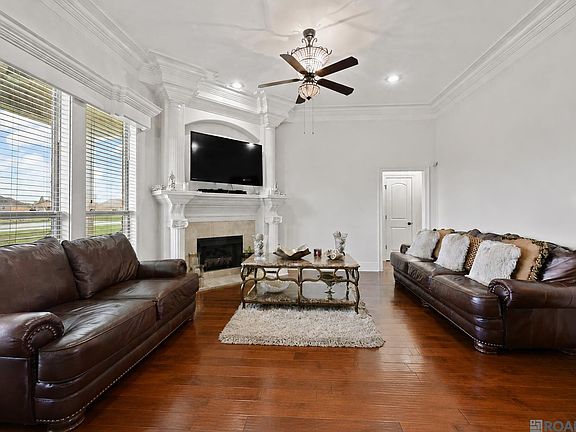 3rd image of 4085 Stonewall Dr