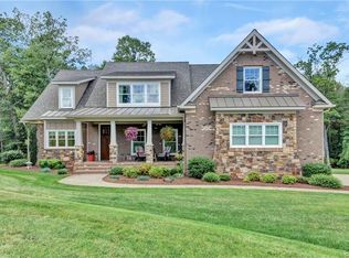 12706 Dell Hill Ct, Chester, VA 23831