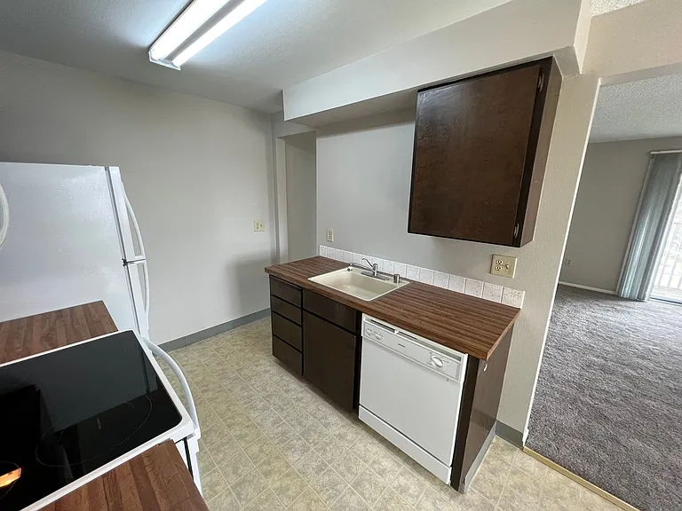 Welcome to Briarwood Apartments! — Photo 17