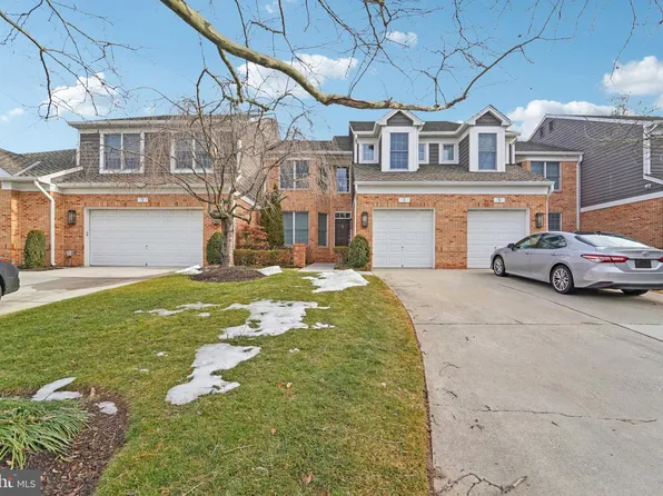 3 Woodchester Ct #3, Pikesville, MD 21208