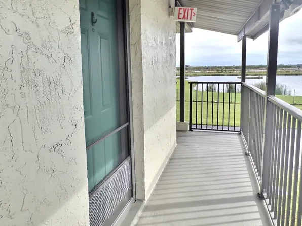 455 Catamaran Dr APT 48, Merritt Island, FL 32952