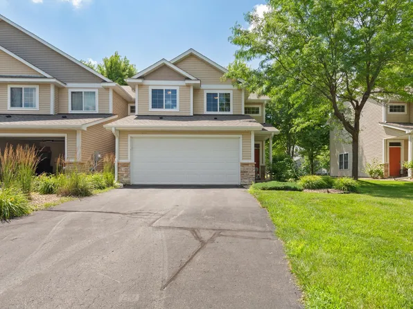 2402 Elianna Dr, Northfield, MN 55057