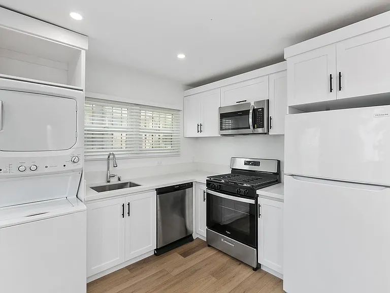 3647 Georgia St — Photo 1