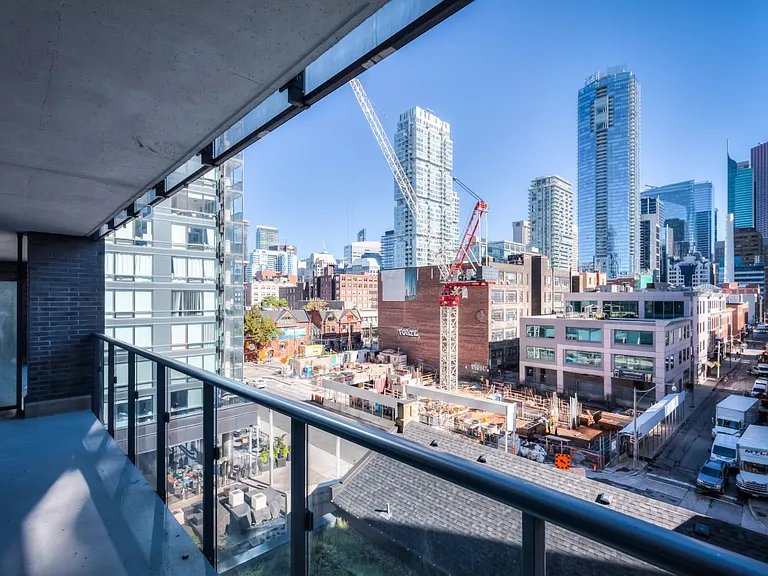 295 Adelaide St W #514 — Photo 18