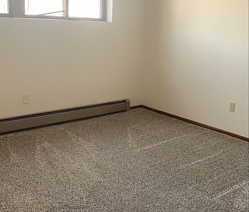 5th image of 2112 44th Ave N APT 302