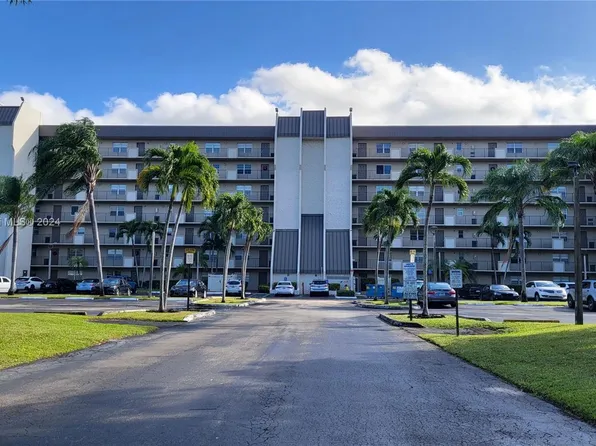 3150 W Rolling Hills Cir APT 101, Davie, FL 33328