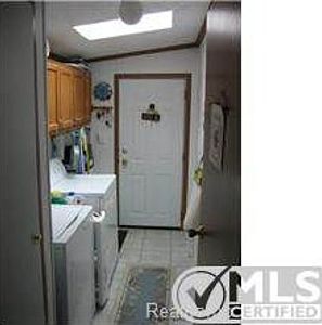 2nd image of 4075 Kent Ct