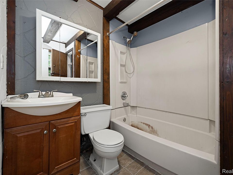50505 Geddes Rd, photo 10