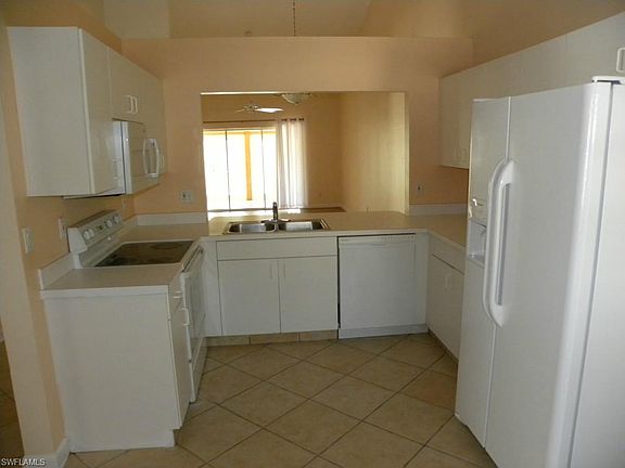 4th image of 6115 Thresher Dr