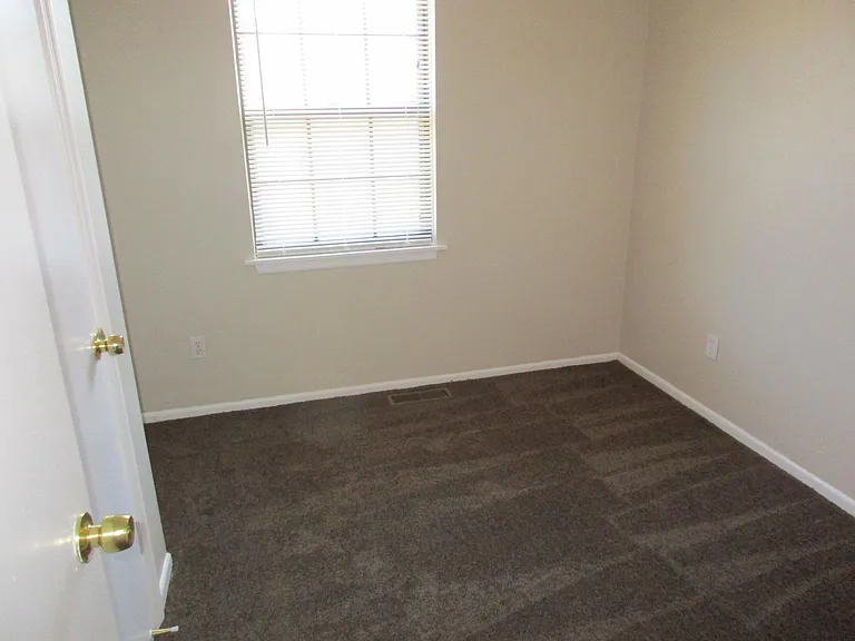 301 SE Claremont St #A — Photo 18