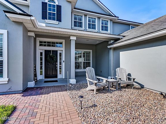 3rd image of 229 CORNWALL Drive