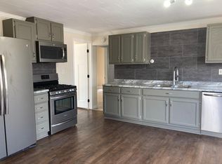 213 Lake Ave W APT 2, Ladysmith, WI 54848