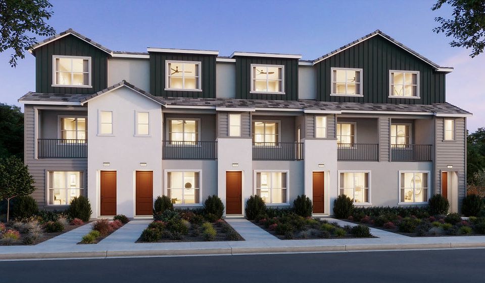 Silverado Terrace Townhome Style Condos