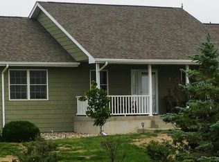 28894 Meadow St, Pierre, SD 57501