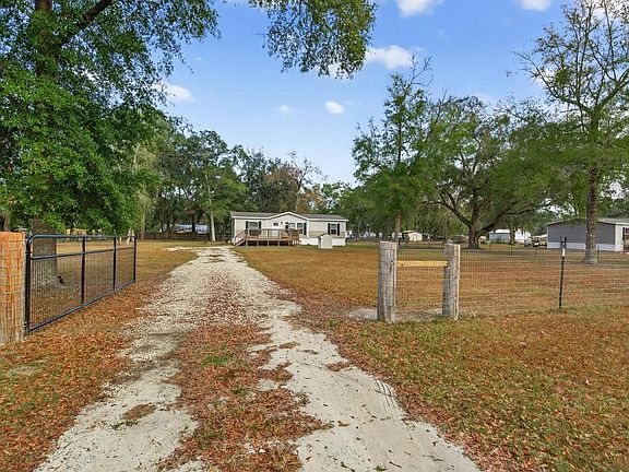 3rd image of 1088 Mulberry Landing Rd