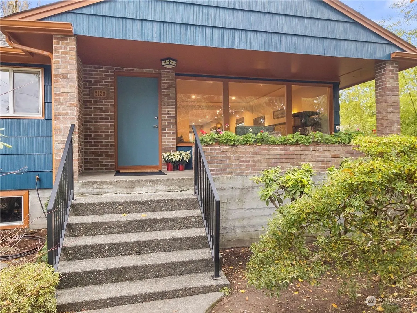 Beautiful property on the Westside of Oly — Photo 3