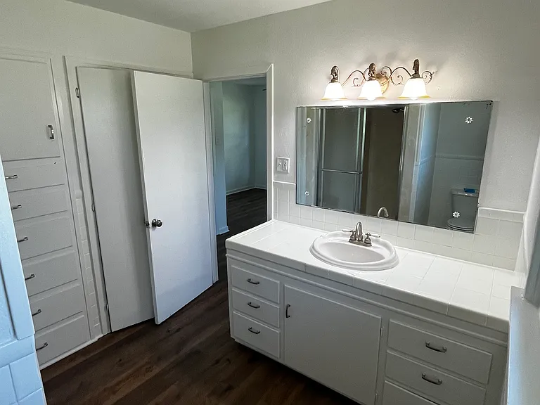 9457 Orchard Dr — Photo 11