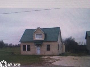 320 1st St, Murray, IA 50174