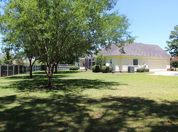 3rd image of 3 Saddlewood Cir