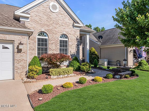 4th image of 45 Crooked Stick Road
