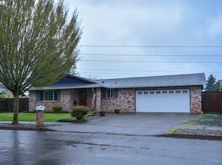 993 55th Pl, Springfield, OR 97478