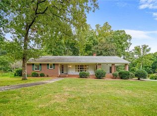 1304 Saxon Ln, Winston Salem, NC 27104