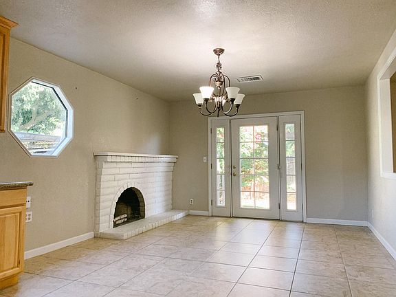 4th image of 200 El Dorado Dr