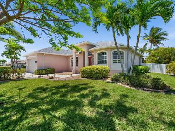 3219 SW 7th Ln, Cape Coral, FL 33991