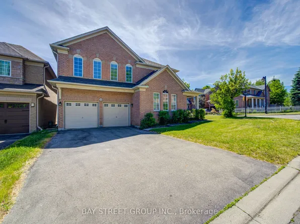 50 Greenbank Dr, Richmond Hill, ON L4E 4C4