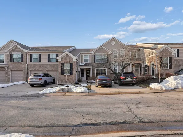 628 Rivers Breeze Dr, Ludlow, KY 41016