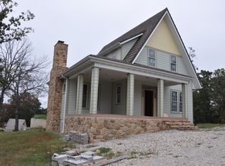 176 Mohican Ln, Lampe, MO 65681