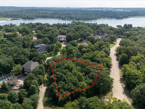 2nd image of 4856 Nicklaus Ct